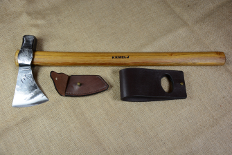 Tomahawk z usnjenim etuijem
